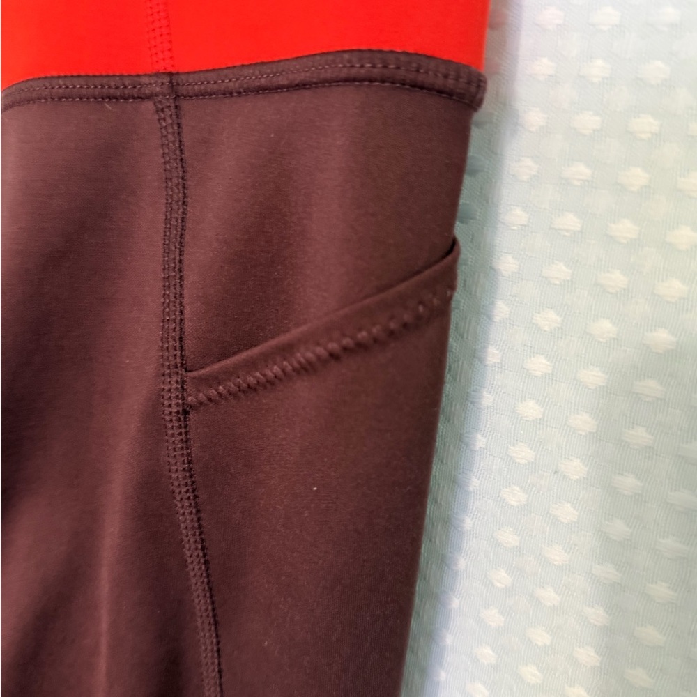 Athleta Tenacity 7/8 Tight PowerLift Antique Burgundy Mesh Panels Size S - Picture 9 of 11